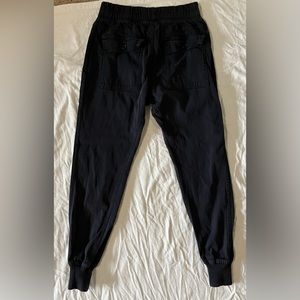 James Perse Cargo joggers